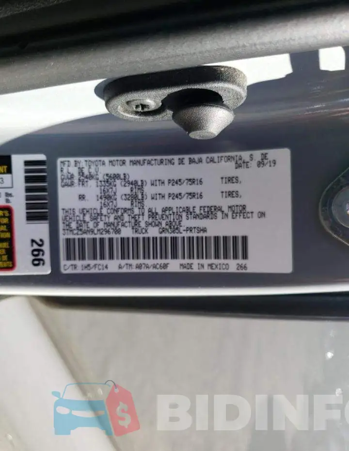 3TMCZ5AN9LM296700 Photo# 12
