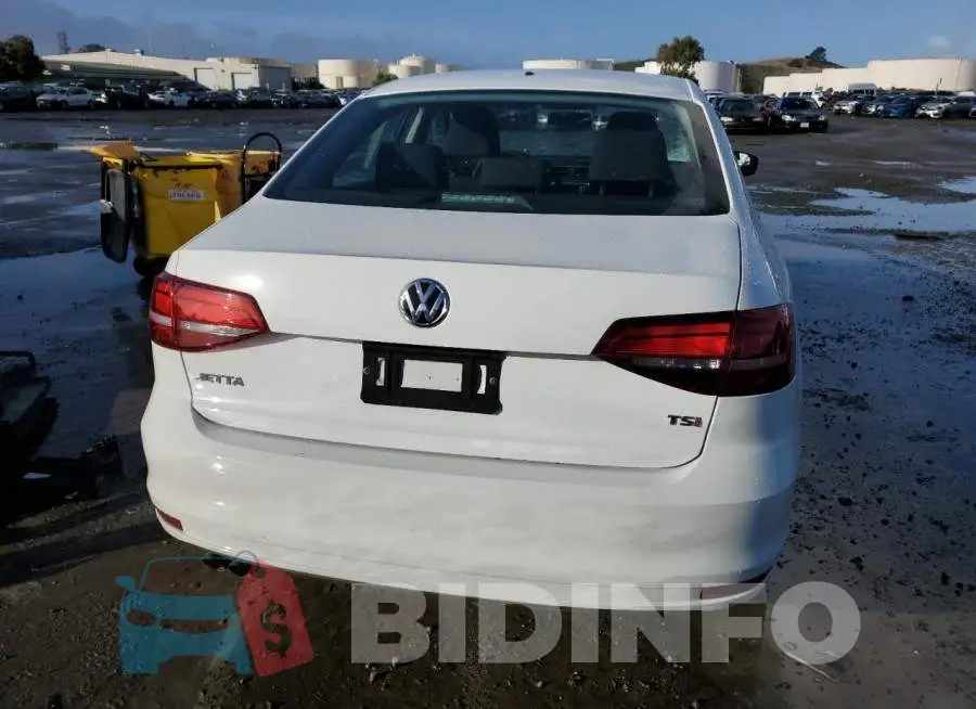 3VW2B7AJ8JM221070 Photo# 6
