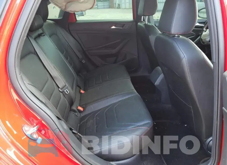 3VW5T7BU8LM067031 Photo# 6