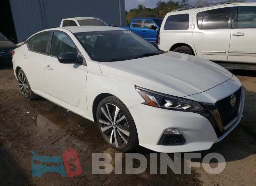 1N4BL4CV9LC215190 Photo# 4