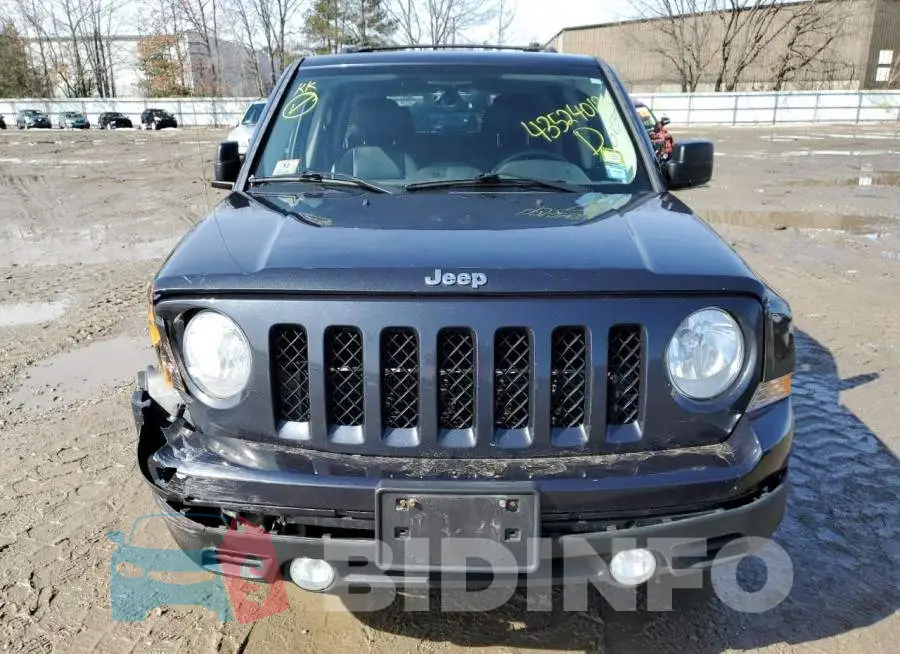 1C4NJRCB8ED649033 Photo# 5