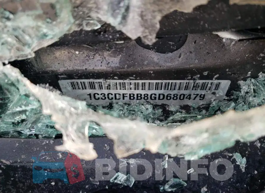 1C3CDFBB8GD680479 Photo# 12