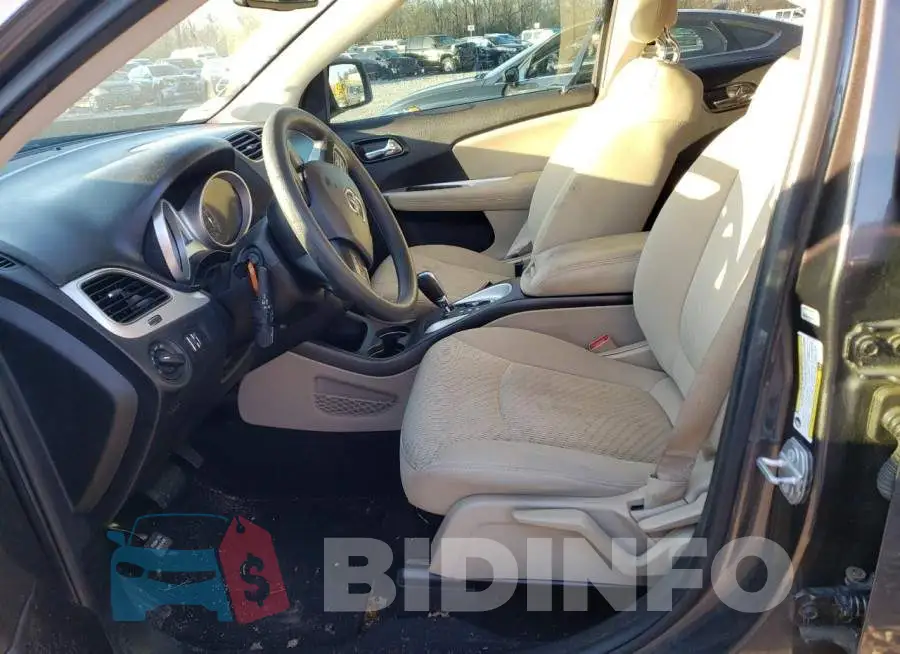 3C4PDCABXKT858943 Photo# 7