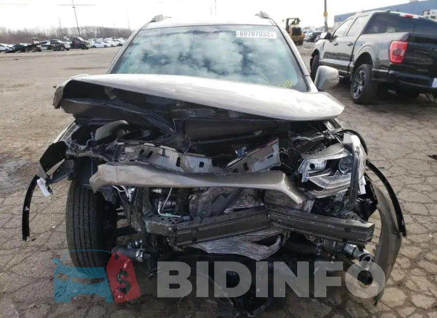 KL7CJPSM1NB528285 Photo# 5