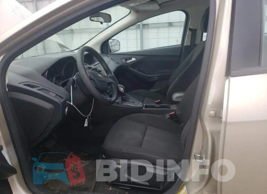 1FADP3F20HL300404 Photo# 7