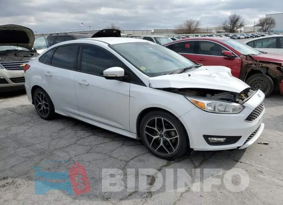1FADP3F22GL369013 Photo# 4