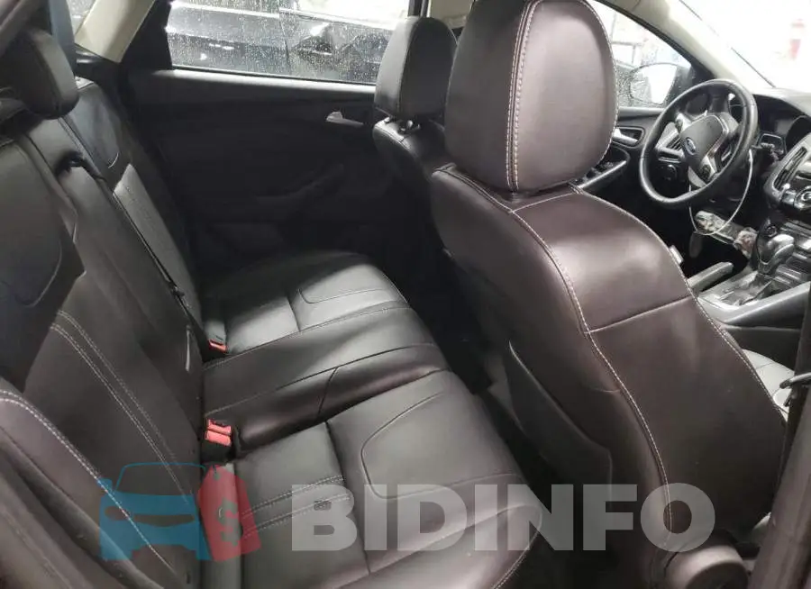 1FADP3N25EL360496 Photo# 10