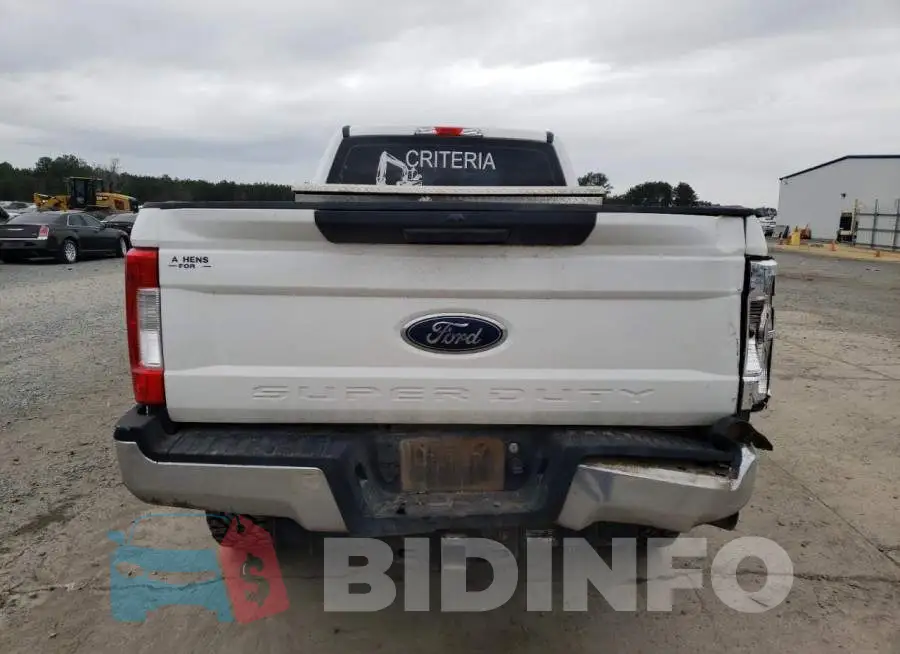 1FT7W2B61KEG63898 Photo# 6