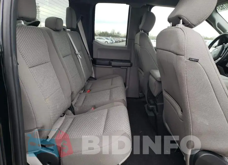 1FTFX1EG7JFB12844 Photo# 10