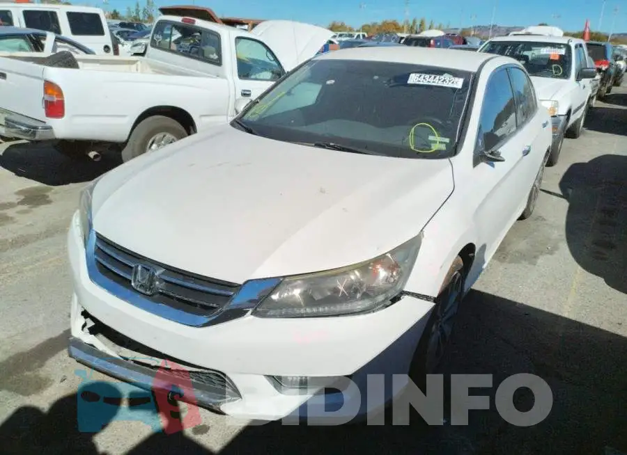 1HGCR2F59FA061482 Photo# 2