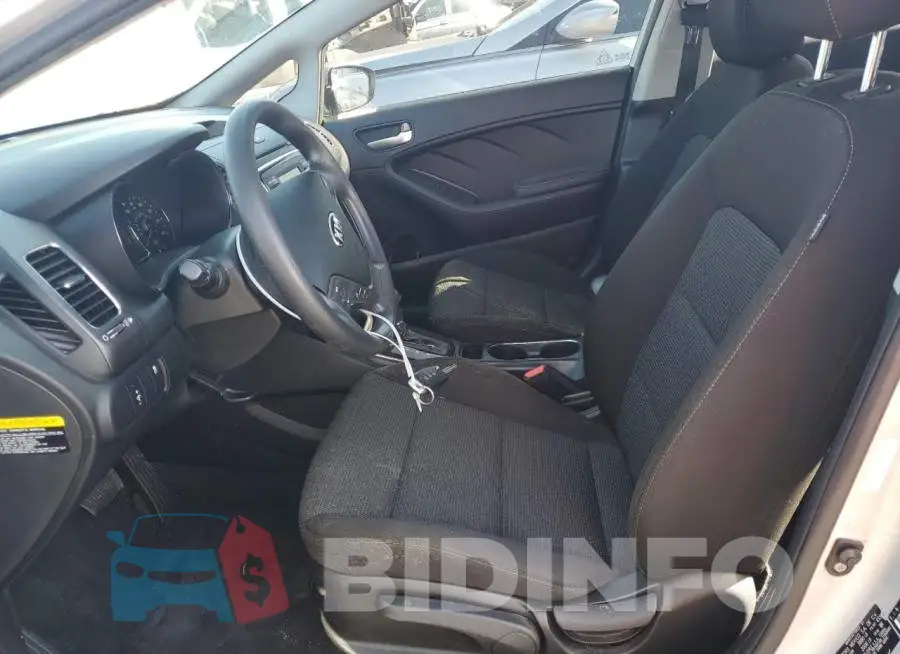3KPFK4A75HE152186 Photo# 7