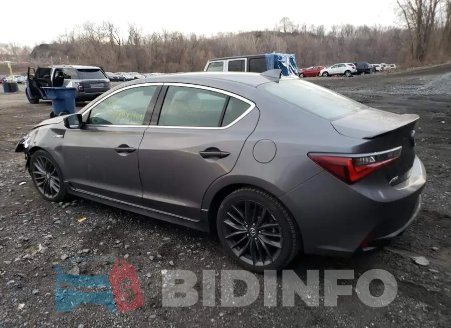 19UDE2F82MA008243 Photo# 2