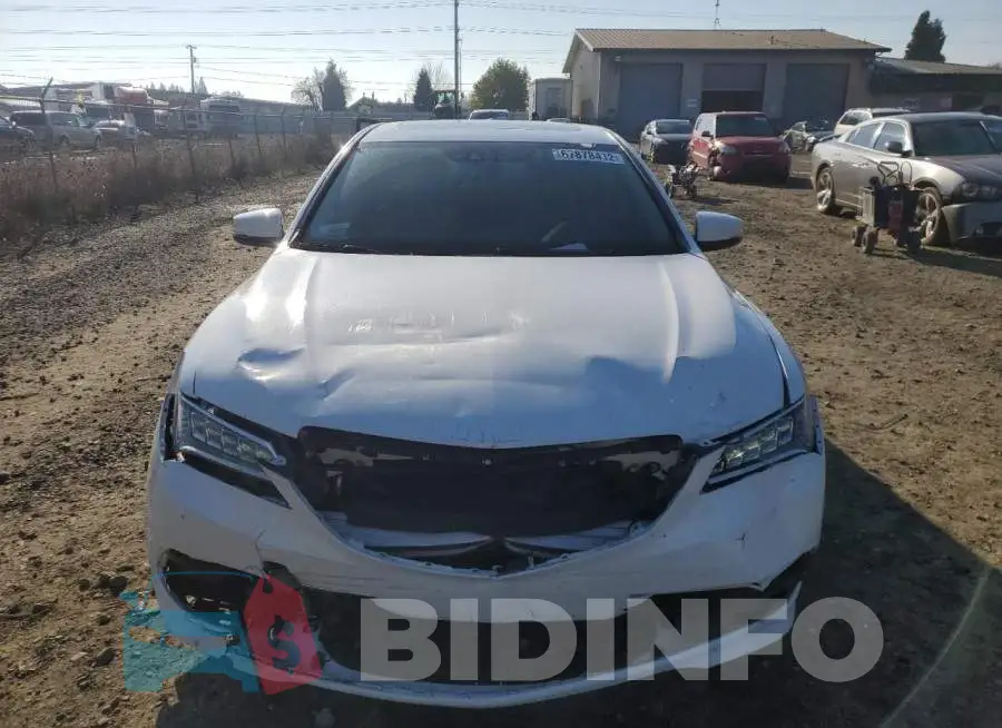 19UUB2F5XFA007195 Photo# 5