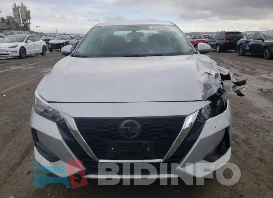 3N1AB8CV5NY260981 Photo# 5