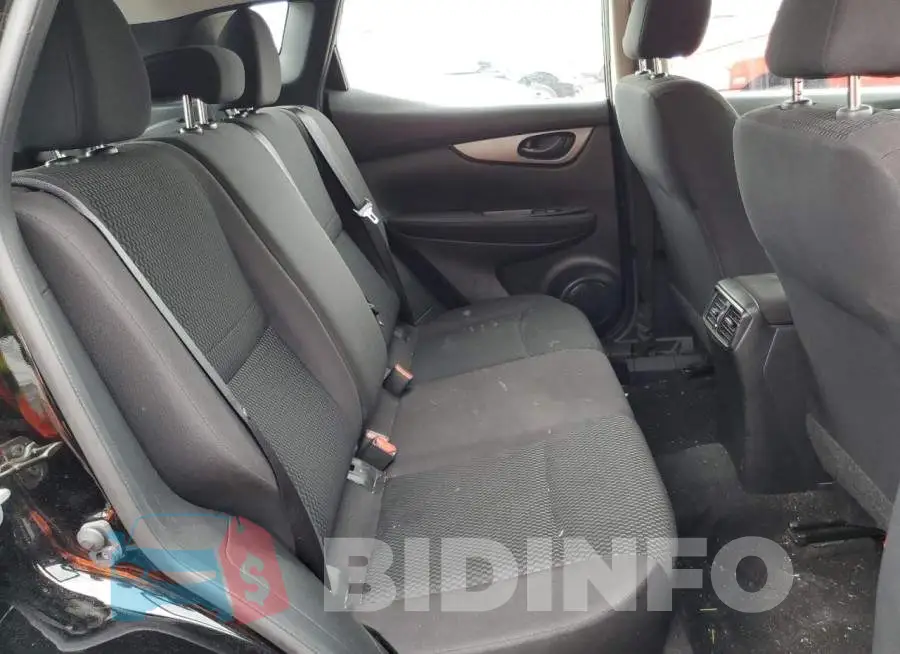 JN1BJ1CP9JW156141 Photo# 6