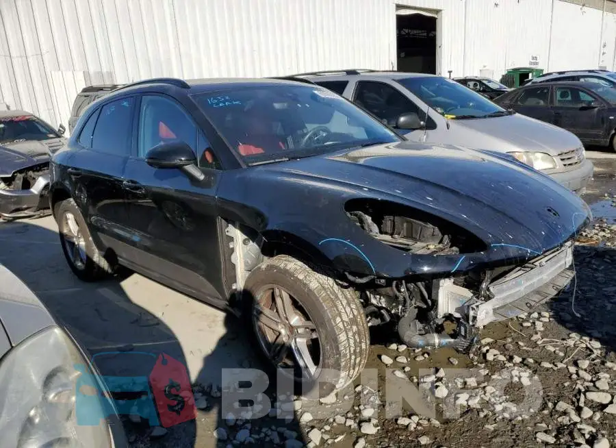 WP1AA2A56MLB04633 Photo# 4