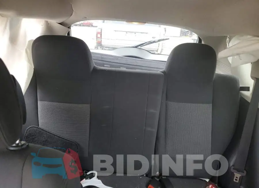 1C4NJCBAXED618114 Photo# 10