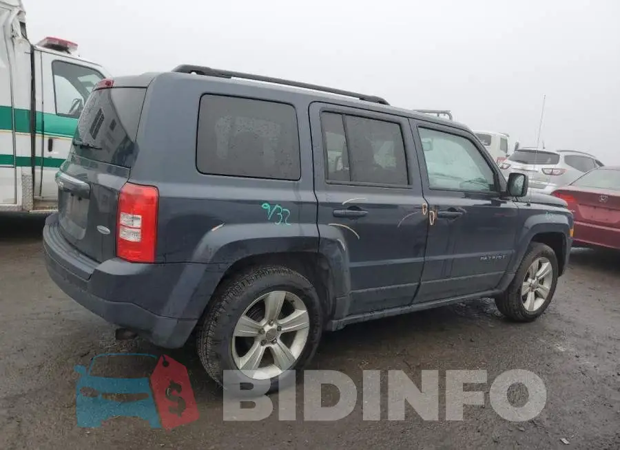 1C4NJPFB6GD537396 Photo# 3