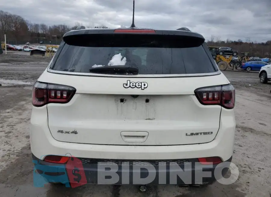 3C4NJDCB8LT154065 Photo# 6