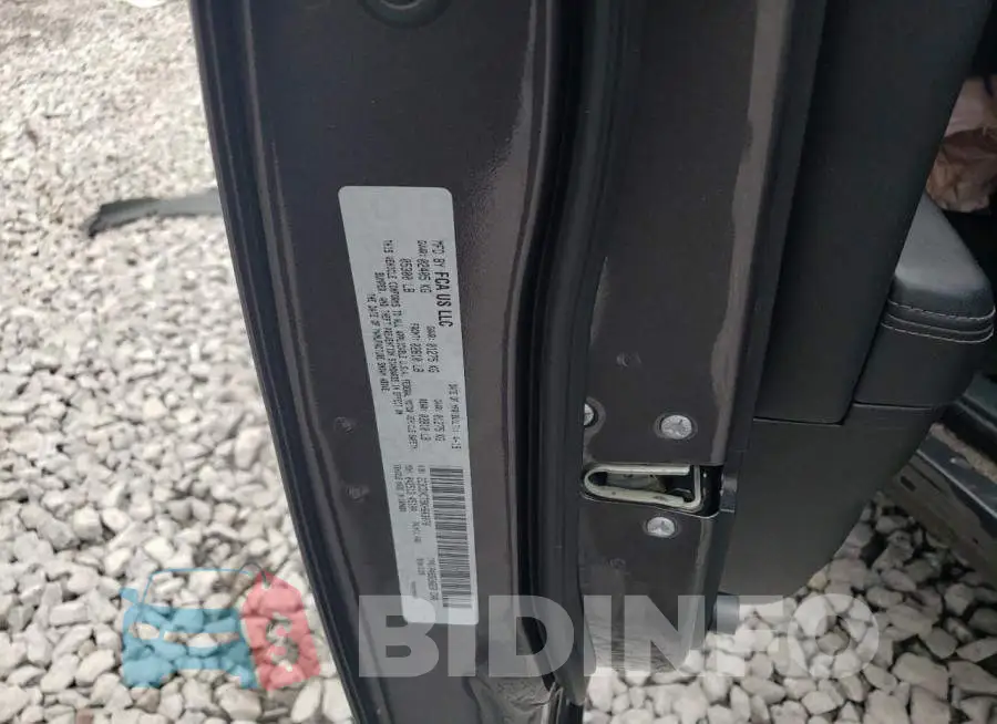 2C3CDXCT9KH643076 Photo# 12