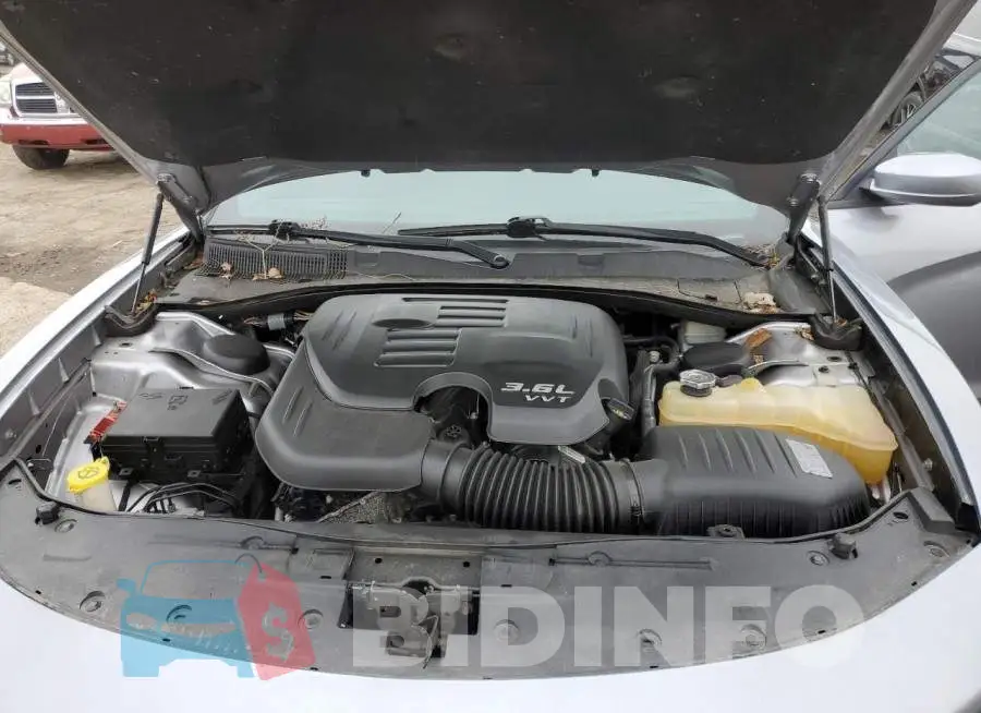 2C3CDXHG8FH805734 Photo# 11