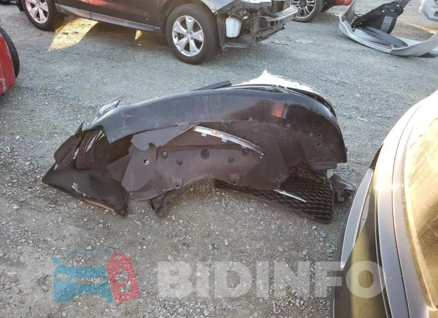 2C3CCAGG6JH250745 Photo# 12