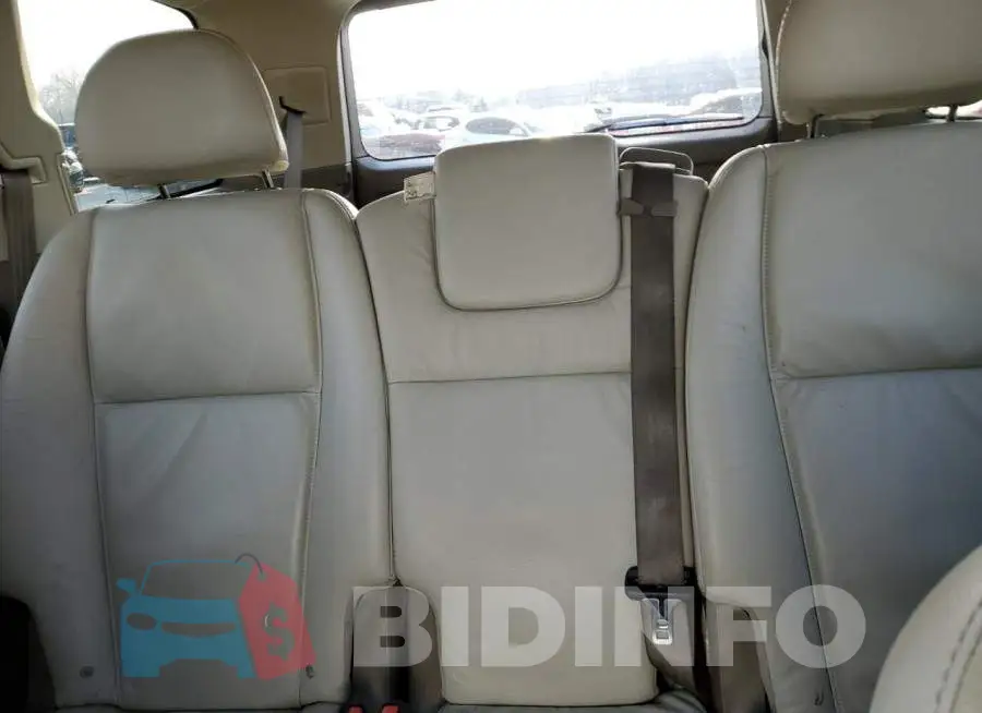 YV4952CZ8E1693672 Photo# 10