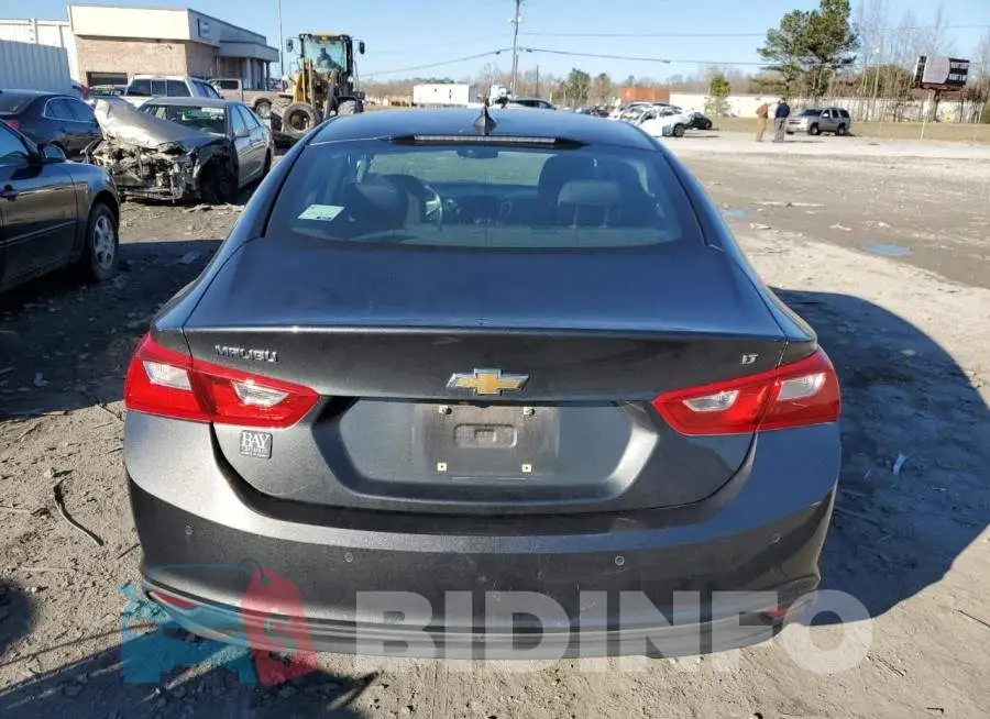 1G1ZD5ST3JF186110 Photo# 6