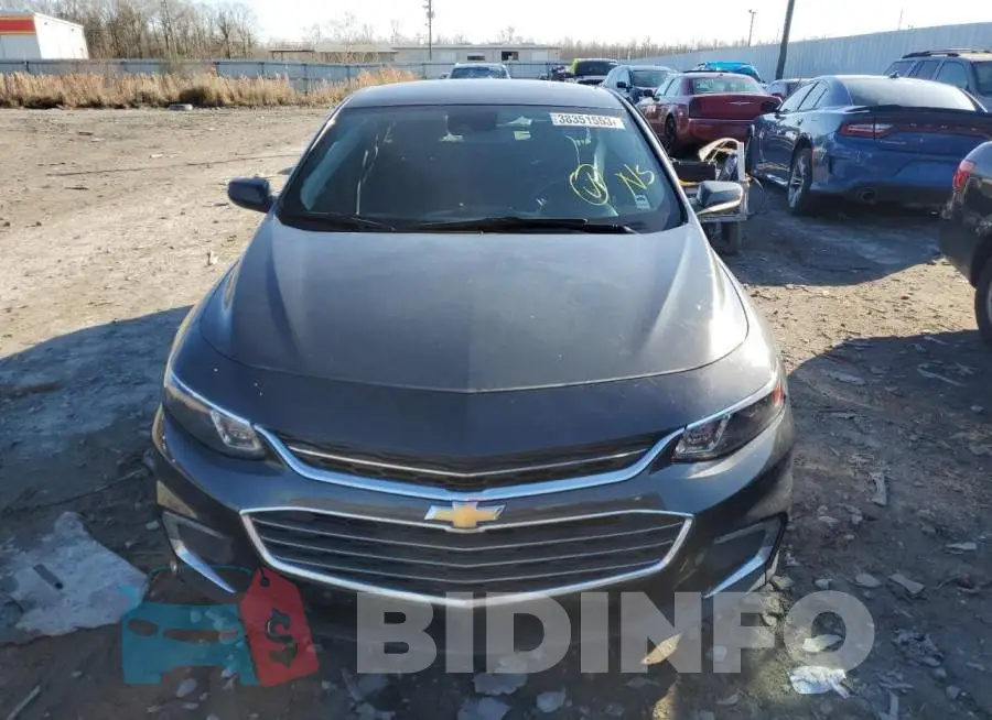 1G1ZD5ST3JF186110 Photo# 5