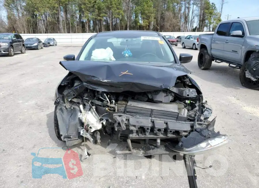 1FADP3F21EL237633 Photo# 5