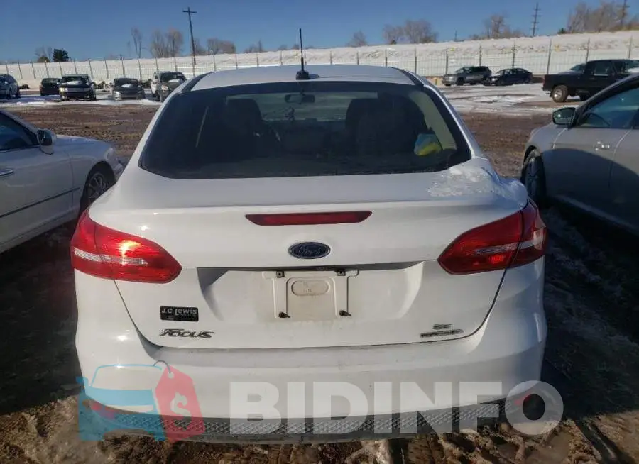 1FADP3F23GL371210 Photo# 6