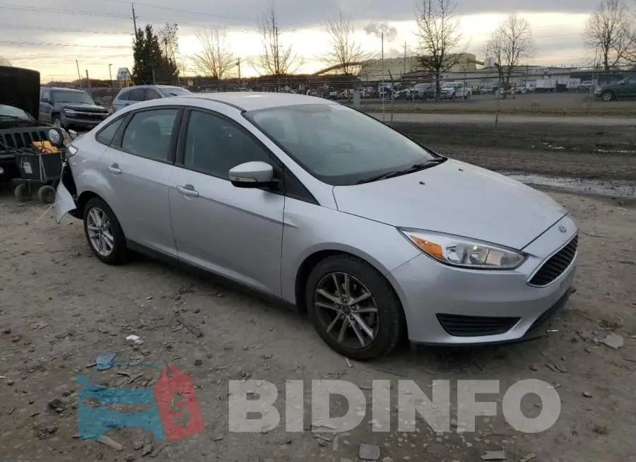 1FADP3F26GL271280 Photo# 4