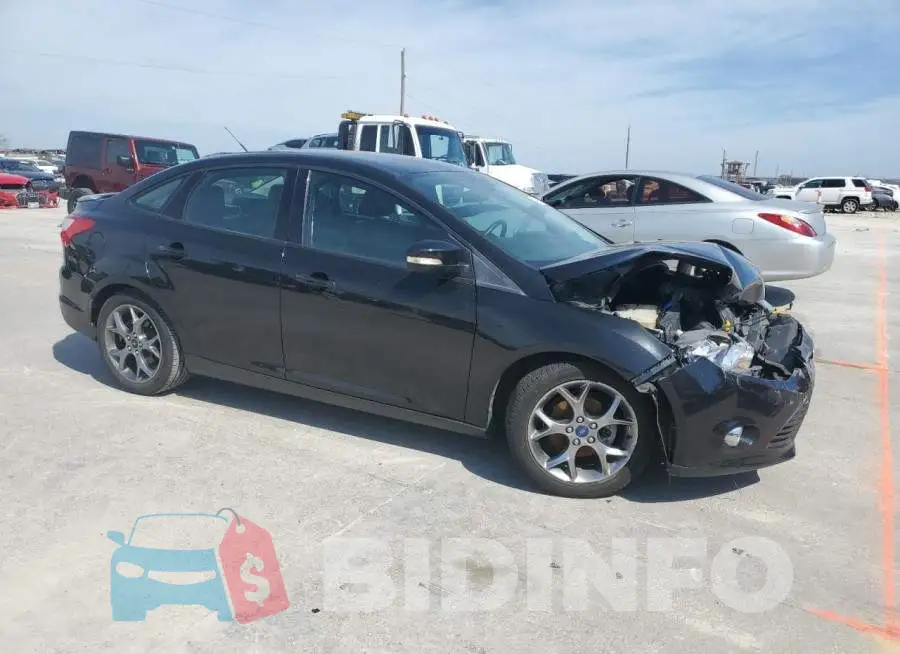 1FADP3F28EL451924 Photo# 4