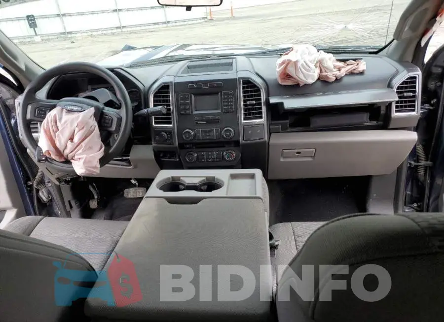 1FT7X2B66HEF33122 Photo# 8