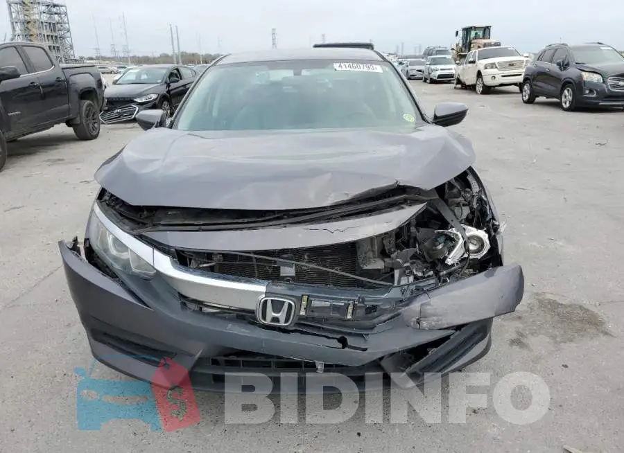 19XFC2F53GE040722 Photo# 5