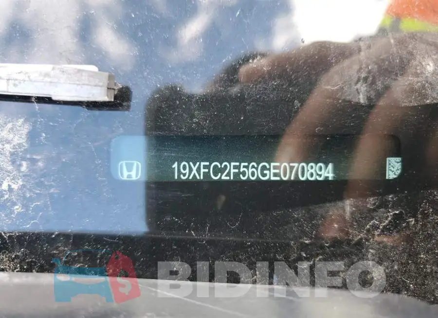 19XFC2F56GE070894 Photo# 12