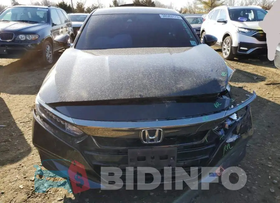 1HGCV1F34JA189612 Photo# 5
