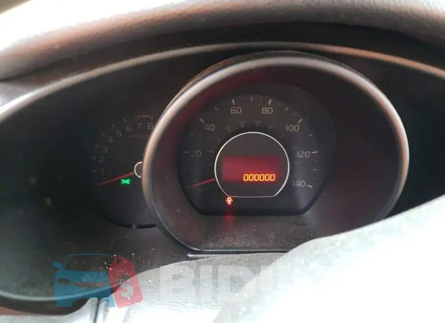 KNDJN2A20G7278447 Photo# 8