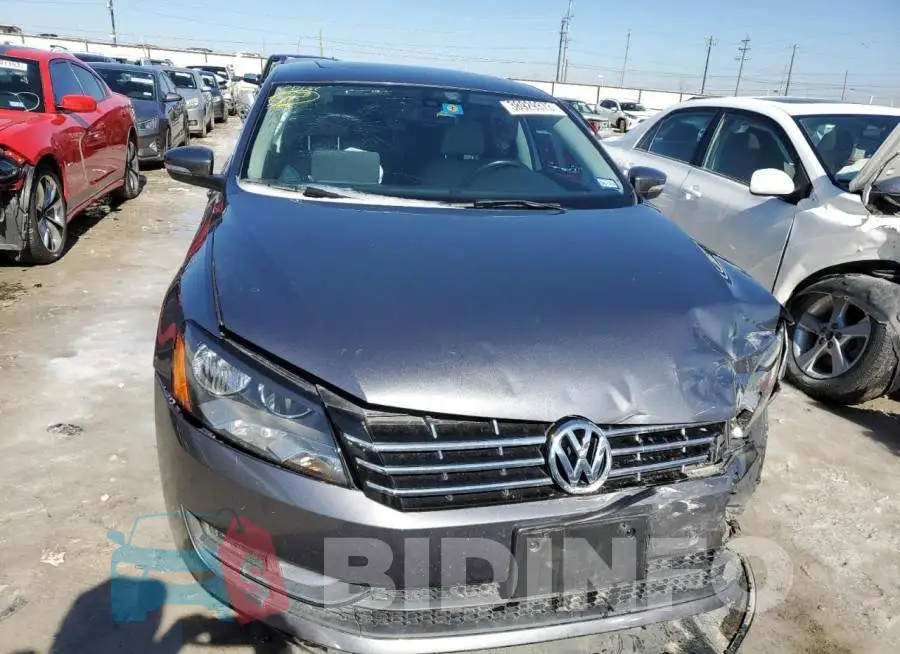 1VWCS7A33EC115428 Photo# 5