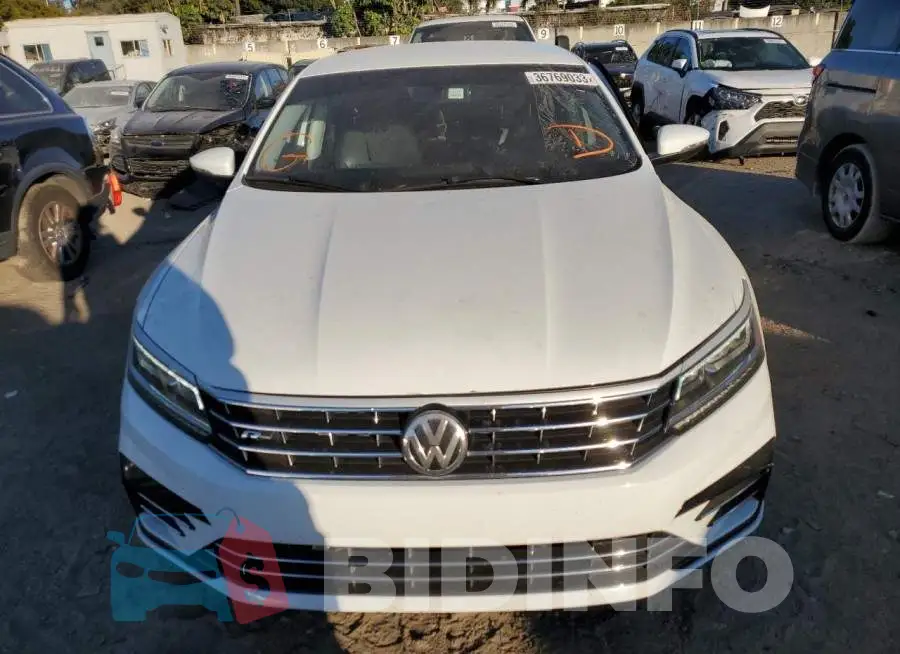 1VWDT7A37HC016486 Photo# 5