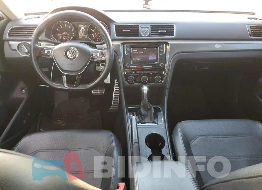 1VWDT7A37HC016486 Photo# 8