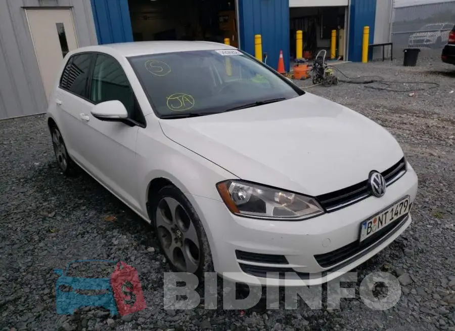 3VW217AU0FM085716 Photo# 1