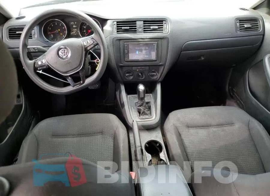 3VW267AJ0GM225742 Photo# 8