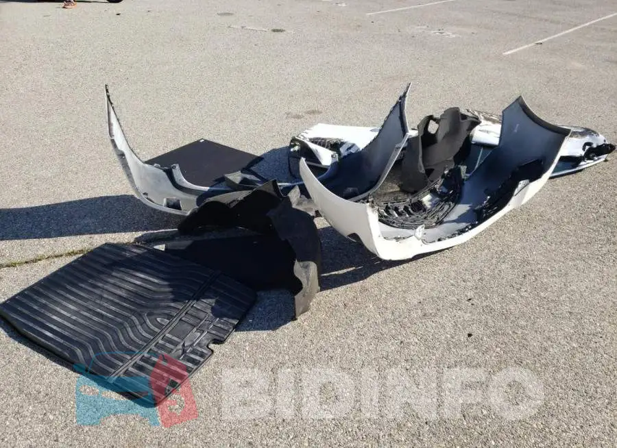 19UUB1F58FA022675 Photo# 12