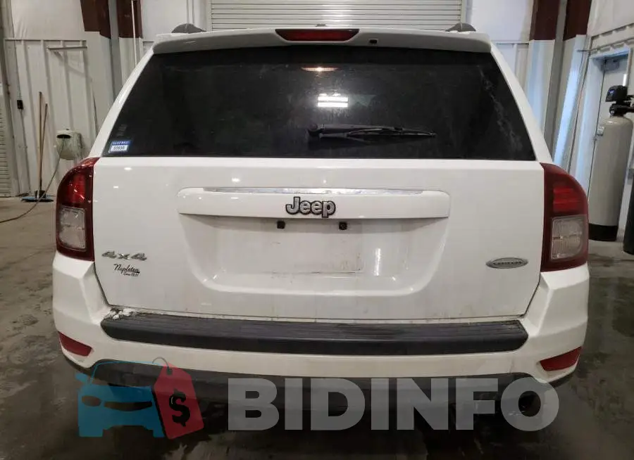 1C4NJDEB6GD799547 Photo# 6
