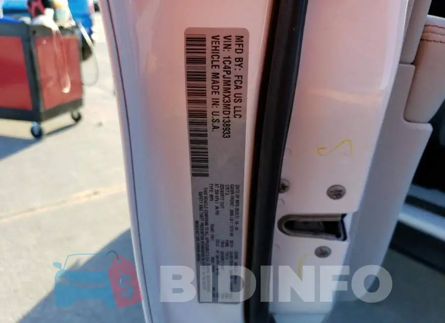 1C4PJMMX3MD138933 Photo# 14