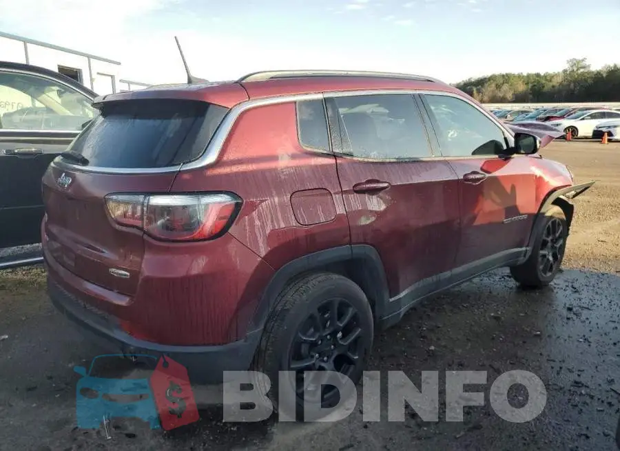 3C4NJDFB4NT130876 Photo# 3