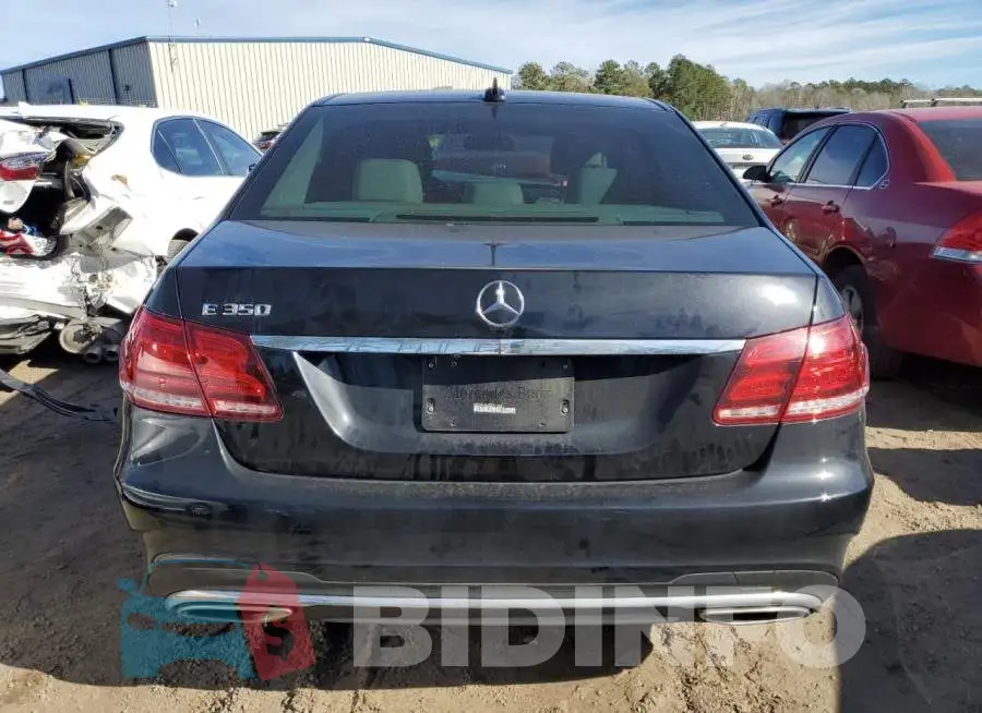 WDDHF5KB0GB221549 Photo# 6