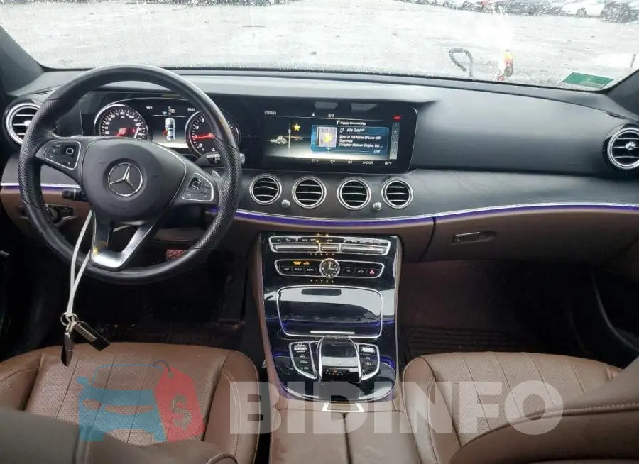 WDDZF4KB2HA109048 Photo# 8