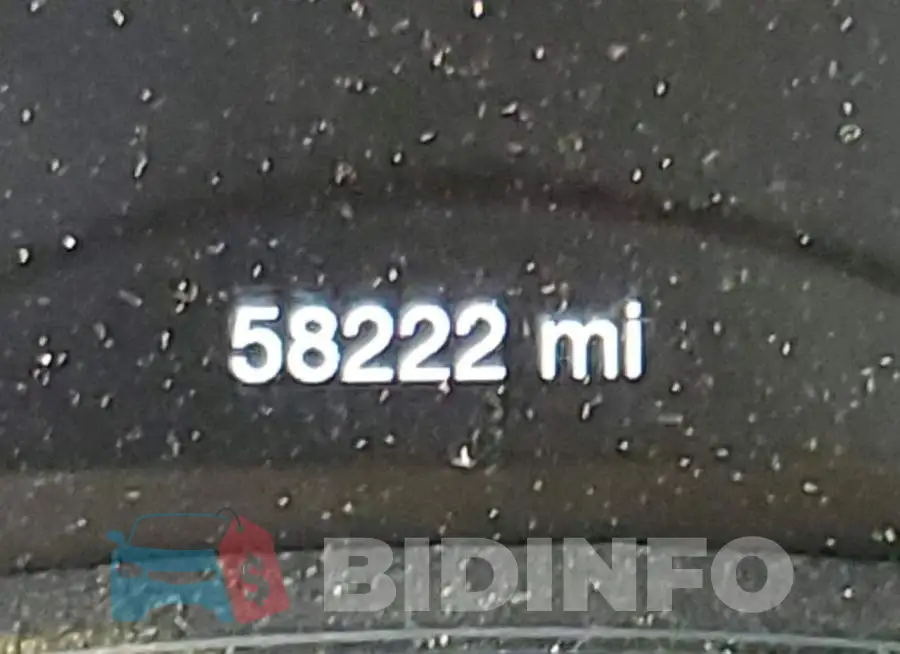 1C4SDHCTXKC676037 Photo# 8